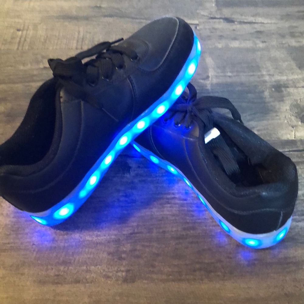 Light up shoes 5.5